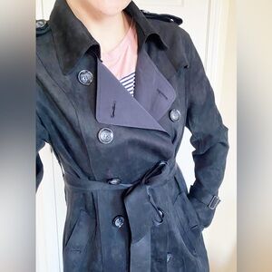 EUC Yira Lightweight Black Faux Suede / Neoprene Trench Coat in Size Large